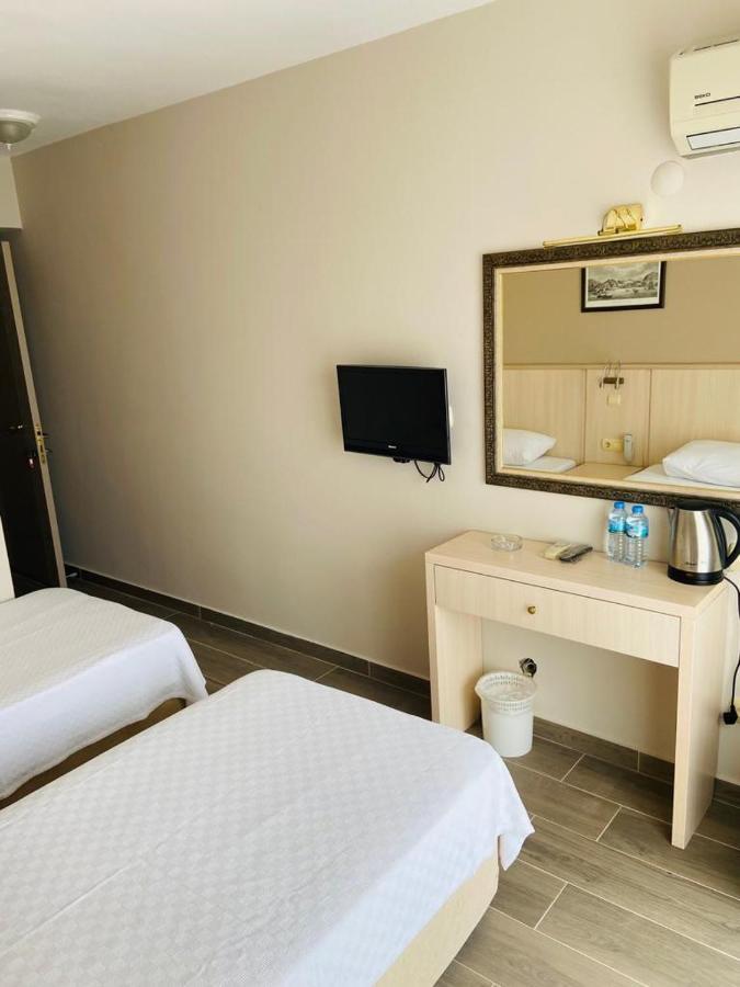Ileri Hotel & Apartments Çeşme Exterior foto